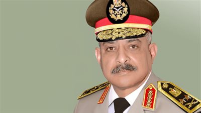 وزير الدفاع يلتقي قائد القيادة المركزية الأمريكية