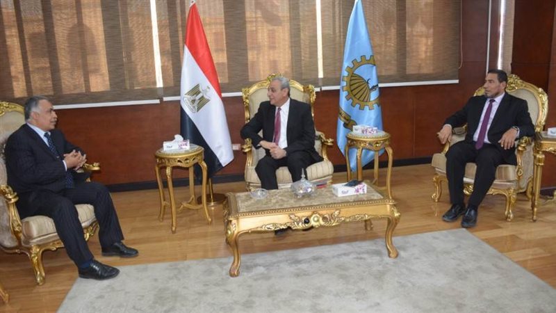 محافظ الغربية خلال