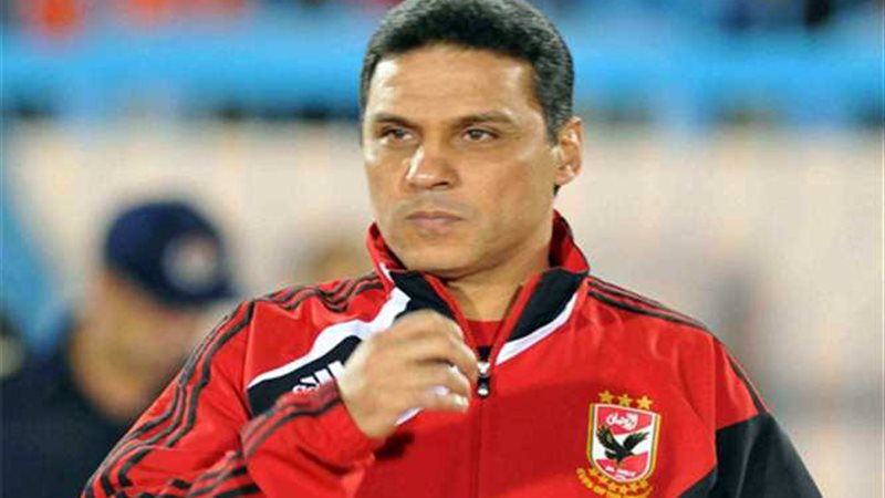 البدري يمنح لاعبي