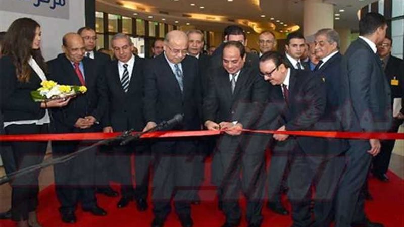 الرئيس السيسى يفتتح