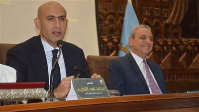 وزير التعليم ومحافظ الغربية يناقشان آليات سد عجز المعلمين ومواجهة التحديات