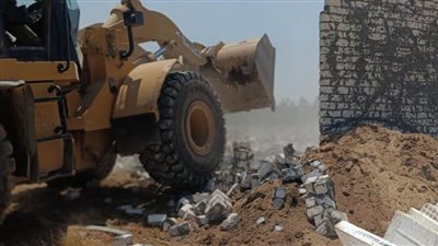 البحيرة تزيل 26 حالة تعدٍ على الرقعة الزراعية وأراضي الدولة.. صور