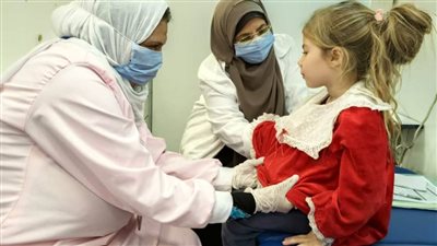 «صحة المنيا»: الكشف على 3800 حالة خلال قوافل علاجية مجانية
