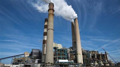 وكالة الطاقة الدولية: إنتاج الكهرباء من الطاقة المتجددة قد يتجاوز إنتاجها من الفحم في عام 2025