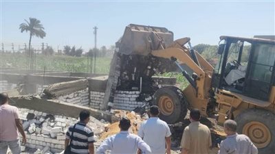 محافظ المنيا: سنتصدي بكل حسم للتعديات على الأراضي الزراعية وأملاك الدولة