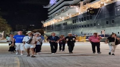 ميناء الإسكندرية يستقبل باخرة سياحية