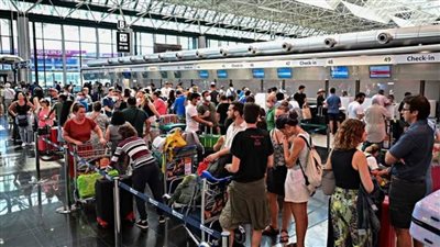 تكدس حركة السفر في مطار فيينا بعد تعطل أجهزة الكمبيوتر