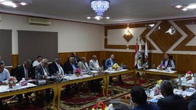 وزير قطاع الأعمال: تكثيف الجهود للنهوض بالشركات وتحسين اقتصاديات التشغيل ورفع معدلات الإنتاج