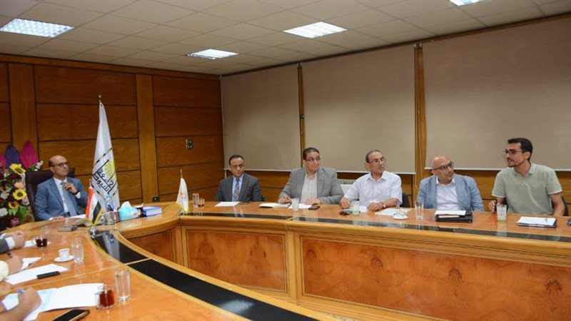 جانب من اللقاء بين