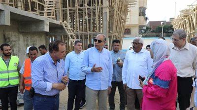 محافظ المنيا يتفقد أعمال توسعات محطتي مياه بنى مزار والصعايدة ويشدد على انتظام العمل