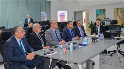 رئيس الشركة القابضة للغازات يتابع معدلات ضخ الغاز بالشبكة القومية للكهرباء 