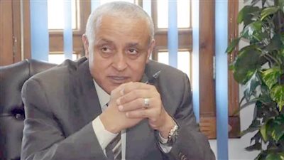 محافظ الأقصر يشيد بدور الأزهر الشريف كمنارة لنشر وسطية الإسلام ومواجهة الأفكار المتطرفة