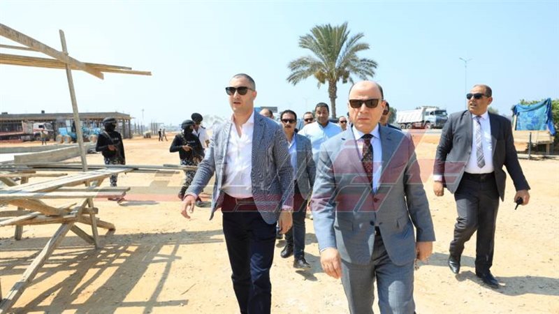 جولة المحافظ