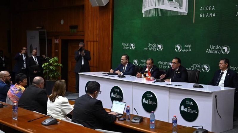 خلال اجتماع اليوم