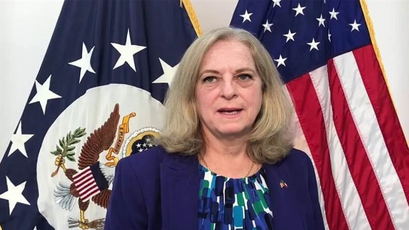 السفيرة الأمريكية