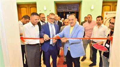 محافظ أسيوط يشهد الحفل الختامي لمشروع 