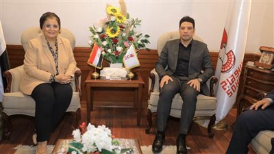 عبدالهادي يستقبل نائب وزير الصحة لشئون السكان وتنمية الأسرة