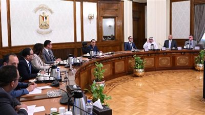 مدبولي يستعرض إدارة مركز القاهرة الدولي المالي بالعاصمة الإدارية الجديدة