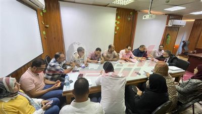 اجتماع موسع بمديري الإدارات المختلفة بمديرية الصحة بكفر الشيخ