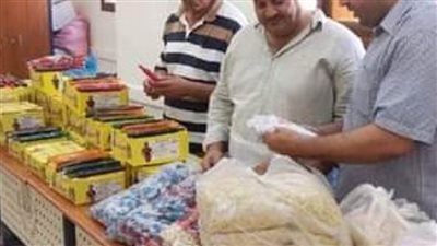 ضبط 6500 عبوة سلع غذائية منتهية الصلاحية و1,5طن أعلاف مجهولة المصدر بالبحيرة 