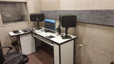 ضبط شركة إنتاج فنى بدون ترخيص بالجيزة