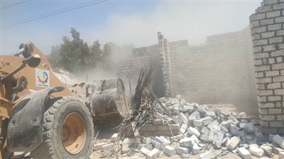 إزالة 30 حالة تعد بمساحة 4192 مترا ضمن المرحلة الأولى للموجة 23 بالبحيرة 