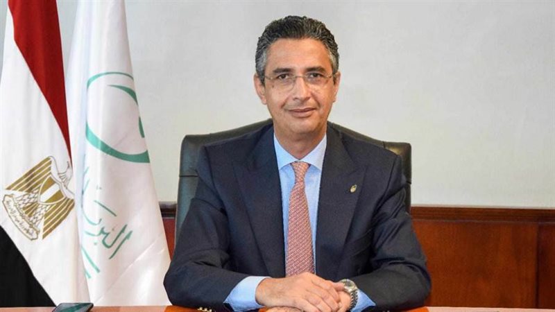 الدكتور شريف فاروق