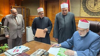 وكيل الأزهر يعتمد نتيجة الدور الأول للشهادتين الإعدادية والثانوية لمعاهد البعوث
