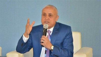 محافظ الأقصر يتفقد عددا من المشروعات التنموية بمركز ومدينة 