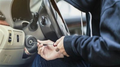 ضبط تشكيل عصابي تخصص في سرقة السيارات بأسلوب المفتاح 