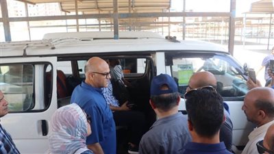 محافظ القليوبية يقيل مسئول موقف الزراعة بشبرا الخيمة لتقاعسه عن أداء عمله