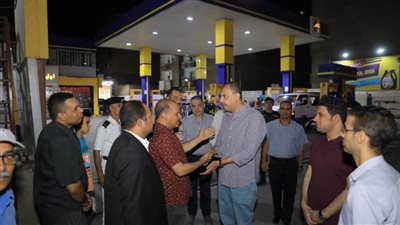 محافظ سوهاج يتابع انتظام سير العمل بمحطات الوقود