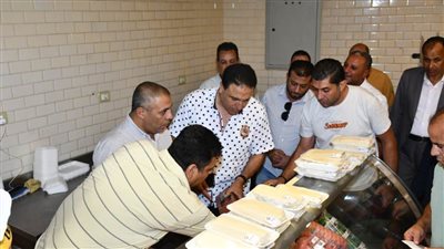 حملة مكبرة على المحال التجارية ومحلات السوبر ماركت بالفيوم