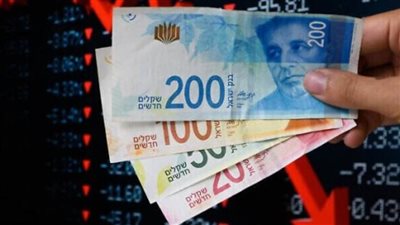 هبوط الشيكل الإسرائيلي أمام الدولار بعد التطورات السياسية والاقتصادية