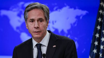 بلينكن يعقد اجتماعا ثنائيا مع نظيره الصيني على هامش آسيان