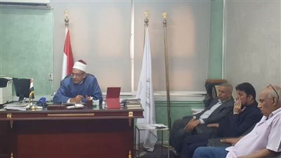 رئيس منطقة الغربية الأزهرية يناقش الاستعدادات للعام الدراسي الجديد