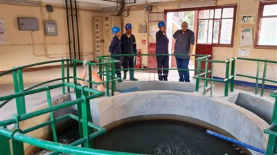 رئيس مياه سوهاج يتفقد محطة مياه غرب لتوفير كوب مياه نظيف للمواطنين