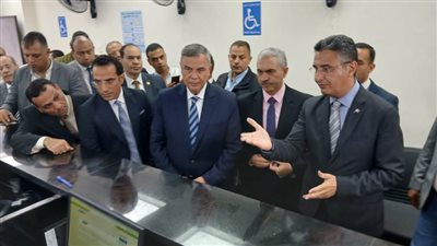 وزير التموين ومحافظ الإسكندرية يتفقدان الأنشطة التموينية بالثغر