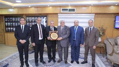 رئيس مجلس الدولة يستقبل رئيس نادي قضاة مجلس الدولة بالمنصورة