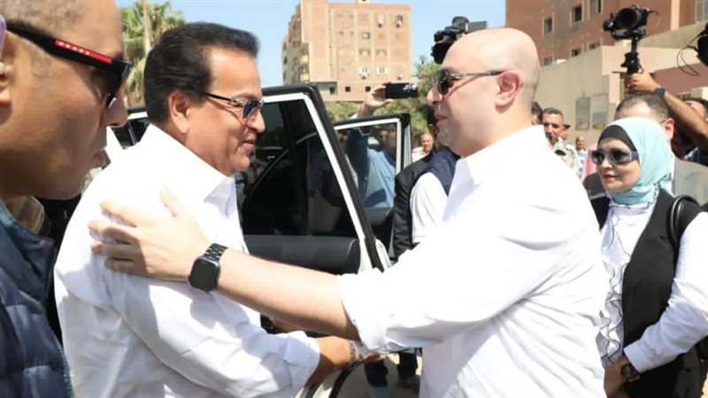 محافظ بنى سويف يستقبل