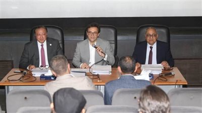 وزير الثقافة يترأس اجتماع لجنة المهرجانات.. ويؤكد أهمية الشراكه مع عدد من الوزارات