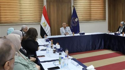 هيئة الدواء تناقش التعاون مع وفد من وزارة التخطيط والتنمية الاقتصادية