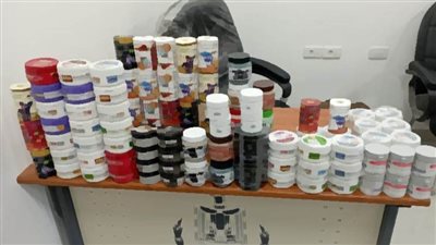 ضبط 113 عبوة مستحضرات تجميل مجهولة المصدر بالغردقة |صور