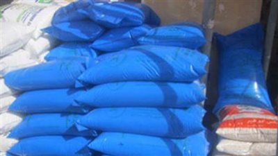 ضبط مخزن أسمدة مدعمة قبل بيعها في السوق السوداء بالوادي الجديد 