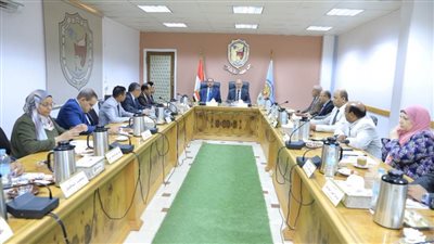 محافظ سوهاج يشهد اجتماع مجلس جامعة سوهاج