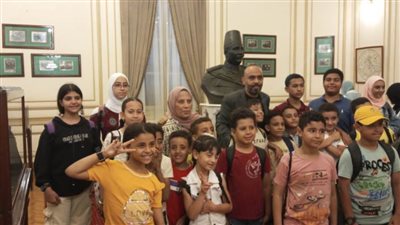 أطفال أتوبيس الفن الجميل في ضيافة متحف البريد المصري 