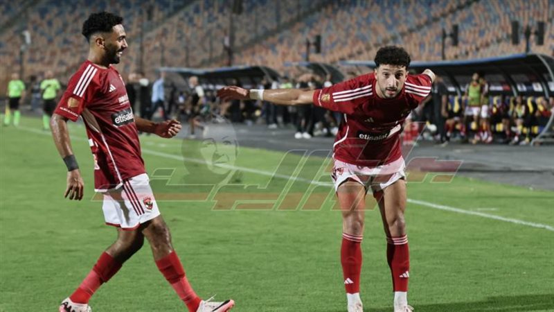 الأهلي يواصل تصدر