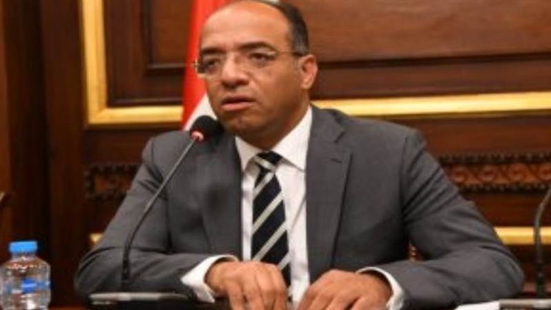 النائب علي مهران