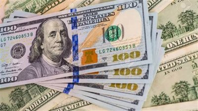 الدولار يرتفع أمام الجنيه خلال تعاملات اليوم بالبنوك المصرية