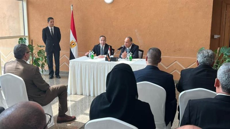 عبد العاطي خلال اللقاء